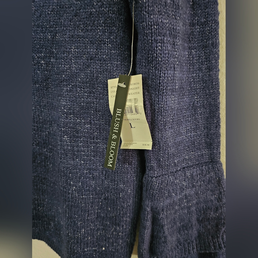 NWT Blush And Bloom Balloon Sleeve Sweater, Navy, Womens Large - Picture 3 of 6